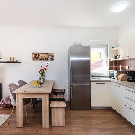 Apartment Karla ザダル エクステリア 写真