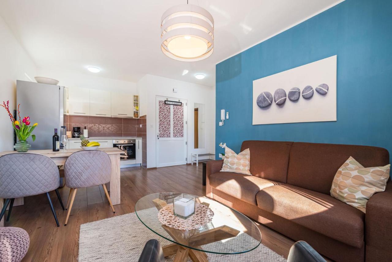 Apartment Karla ザダル エクステリア 写真