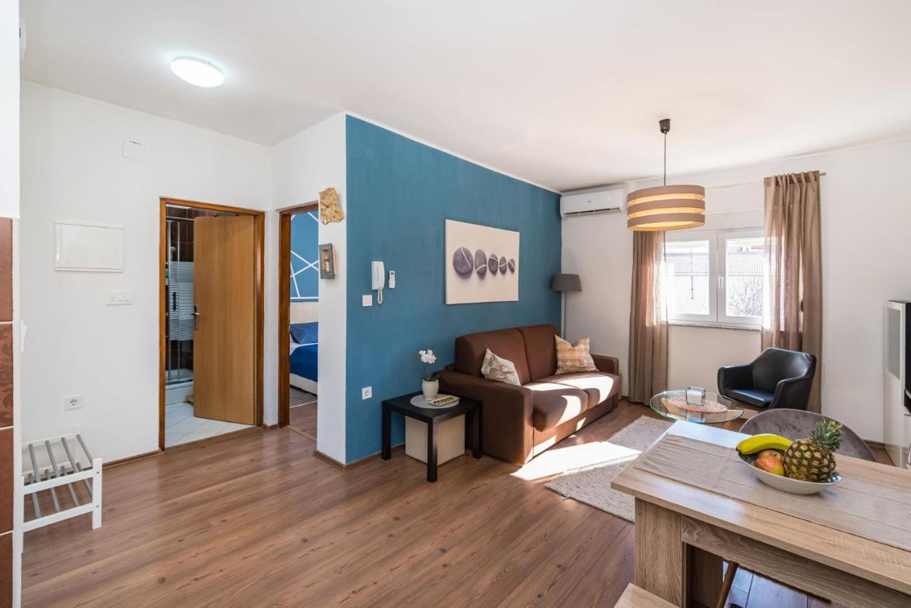 Apartment Karla ザダル エクステリア 写真
