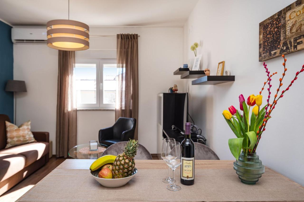 Apartment Karla ザダル エクステリア 写真