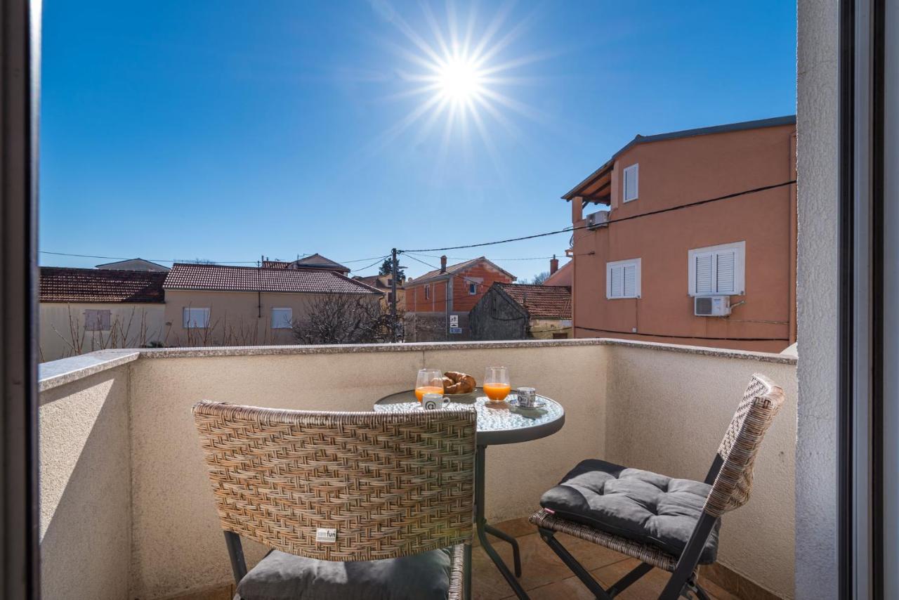 Apartment Karla ザダル エクステリア 写真